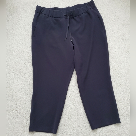 Lululemon Black Wide Leg Crop Drawstring Pants sz12 - Picture 1 of 16